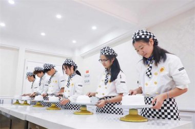 �ИI(y��)������Ů���Wʲô���g�Ä�(chu��ng)�I(y��)��