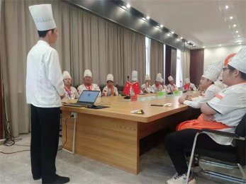 ��(y��u)�|(zh��)������I(y��)�M(j��n)У���v�������|���W(xu��)��ӭ�Ӎ���δ��(l��i)��