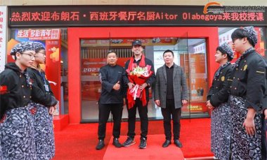 �⼮���M(j��n)У�@|�c���H��܉��̽�����͵ĕr���c������