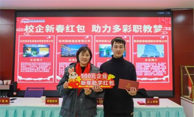 У����༴���M�~ ����У�x����࣬�͘I(y��)�з�����