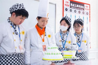 ���c(di��n)�決���m�ϲ�ͬ���g�Ό����ļ��c���I(y��)