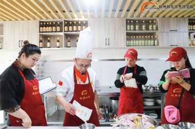 �@����ĸ��F����ֵ�Ó��С��ְ��֎������儓(chu��ng)�I(y��)˼·