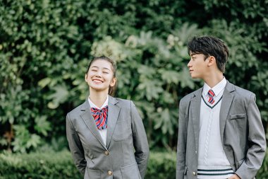 ϲ��������һ���r�g���@ô��ͬ�W(xu��)������ҵ��ăx������