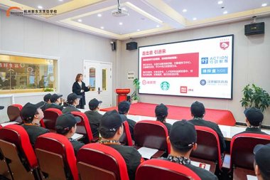 ���͌�����������I(y��)��m(x��)�M(j��n)У��������|(zh��)���͘I(y��)