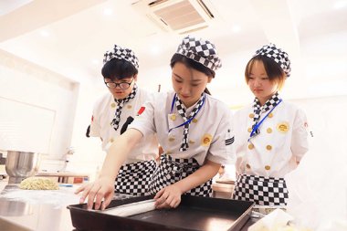 2025�꺼�����c��Ӗ�WУ�Ă�����