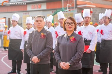 �����|����WУ�l(xi��ng)���У������W�Ӯ��I(y��)�ύ��g�͕��A�M�Y��