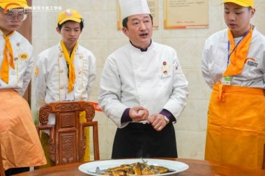 ����ǏN���L(zh��ng)���M(j��n)�����|�����ְ��ւ����������~�^��