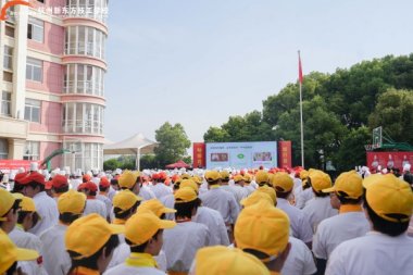 �����|�������W(xu��)У�_(k��i)չ��?z��)����}����(hu��)�����ν���У�@����(xi��n)